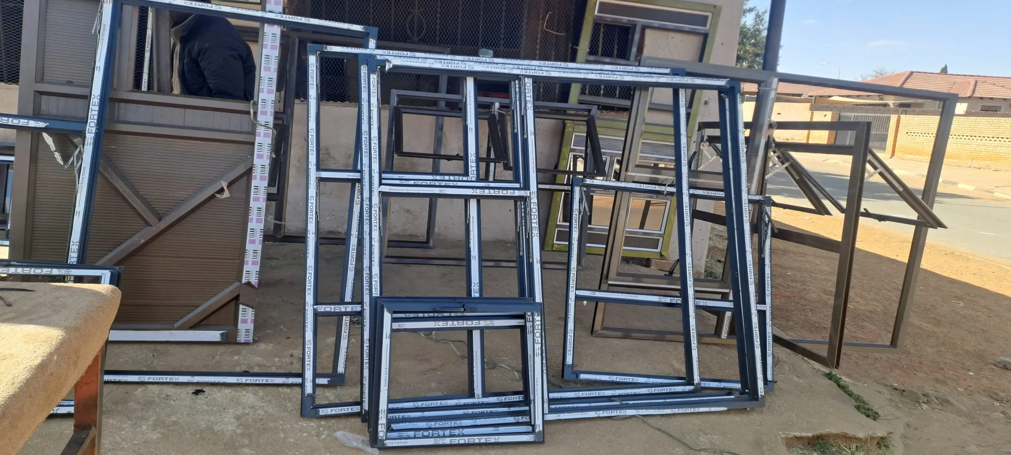 Aluminum Doors and Windows