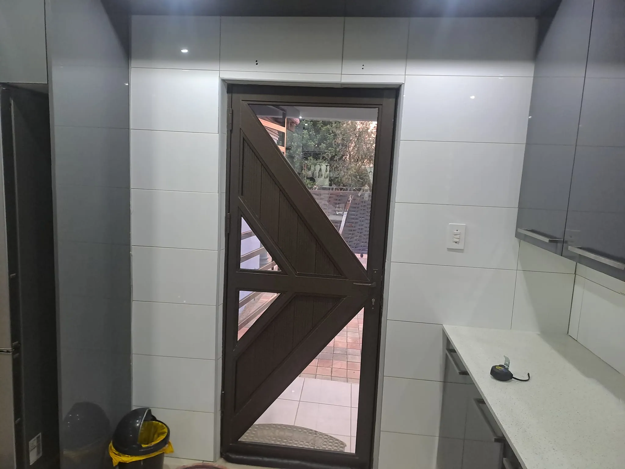Aluminum Doors and Windows