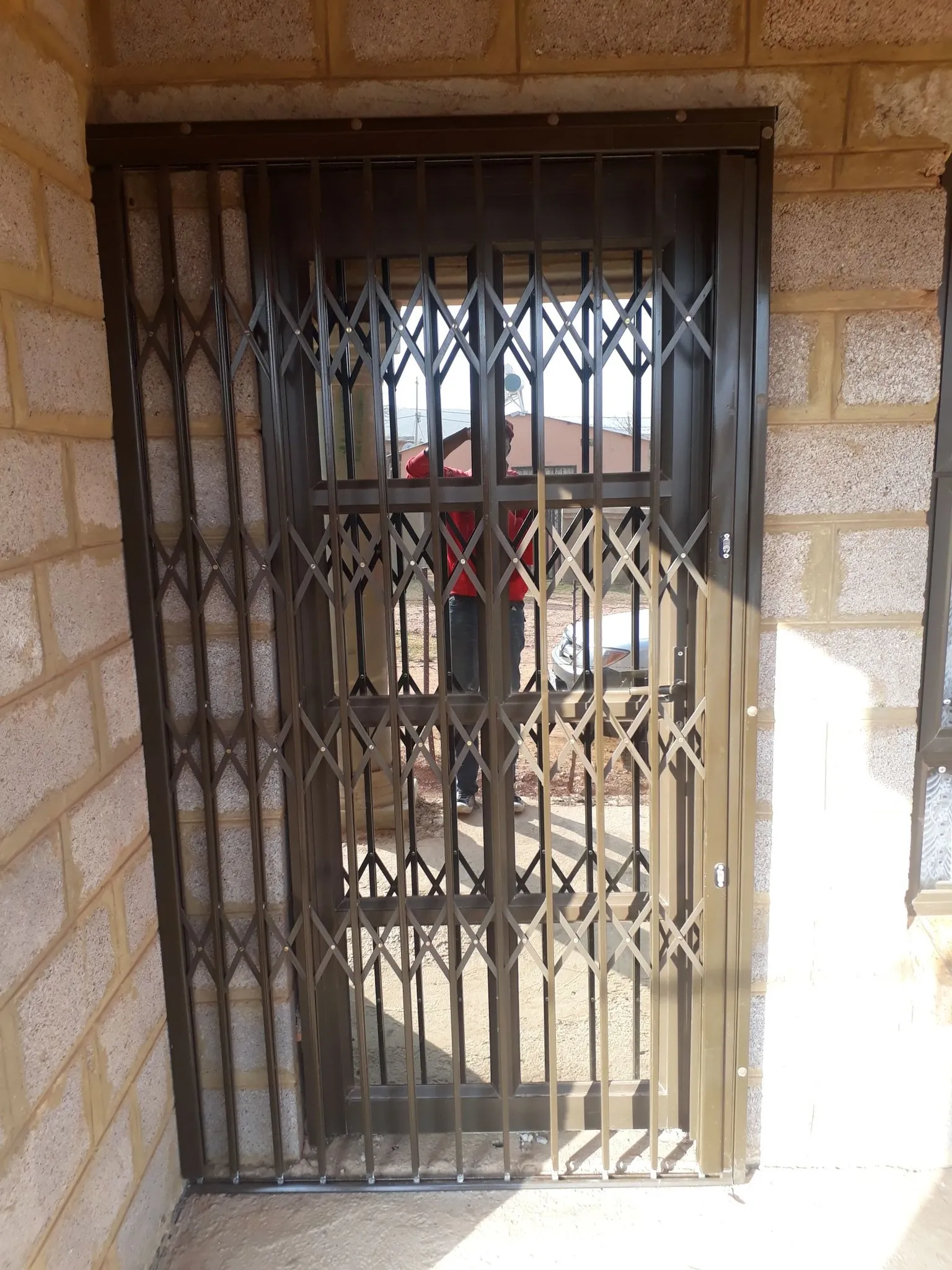 Aluminum Doors and Windows