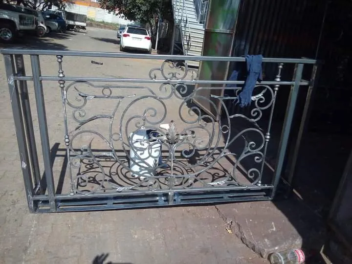 Balustrades Installation